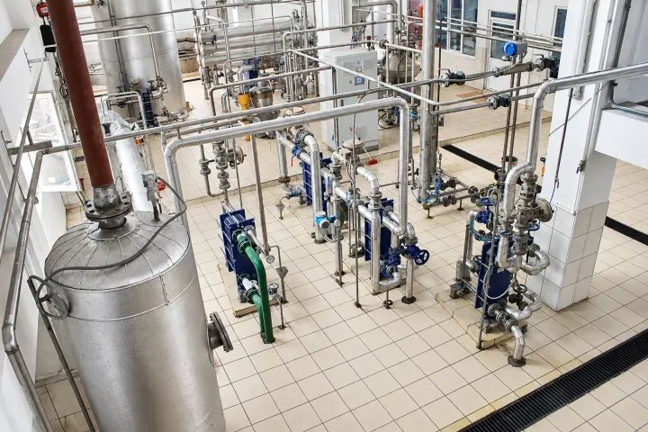 Continuous Refinery Plant